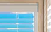 The Venetian blind protects from overheating and provides a decorative element.