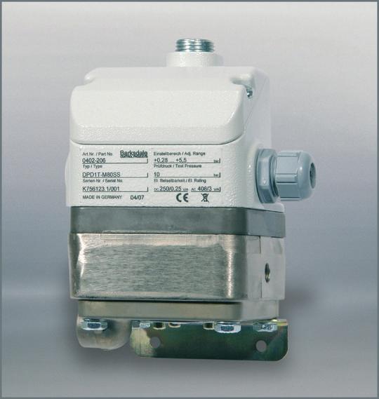 Index: F / 923-1491 Metal Diaphragm Diff. Press. Switches DPD1T/DPD2T Mechanical single/dual pressure switch Repeatability ±1.