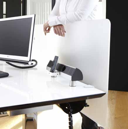 ScreenIT Plexi 5 mm 5 mm thick acryl desk screen. Standard height from desk top 450 mm (with desk clamp).
