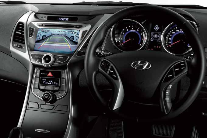 8 l Premium only) The audio visual navigator comes with an LCD monitor and optimally placed function buttons to make