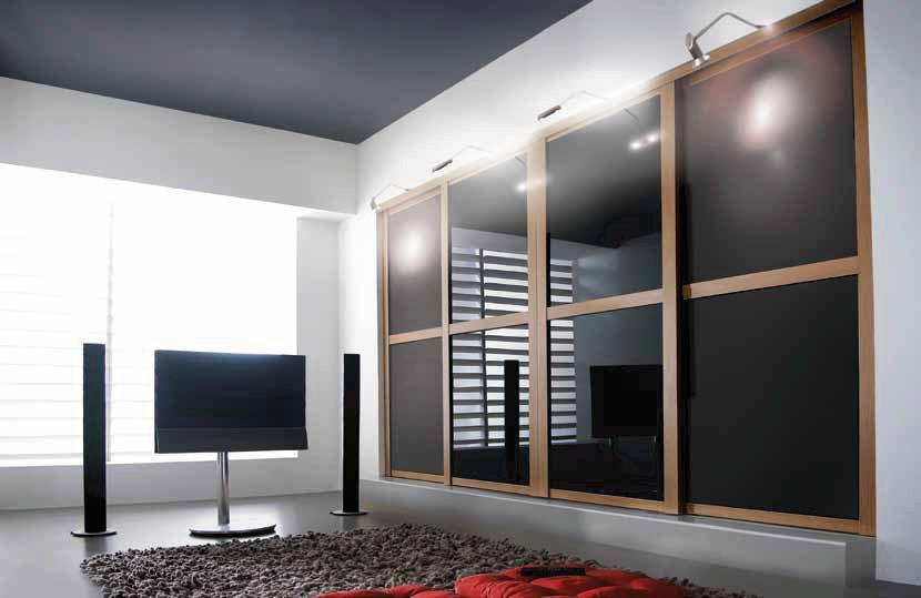 16 Shaker Door Panel & Frame colour combinations Wood effect options Wood effect x4 Glass