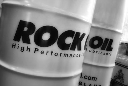 Please consult our online lubricant selector at rockoil.co.uk for recommendations, or alternatively email technical@rockoil.co.uk, or call 01925 636191.