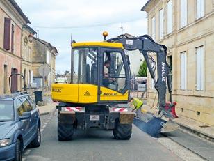 VERSATILITY You prefer a single machine on site to dig, load, handle and carry out many other tasks while