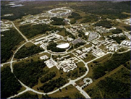 Argonne National Laboratory Is One of Department of Energy s Largest Research Facilities A national laboratory, chartered in 1946 Operated by the University of Chicago and others for the U.S.