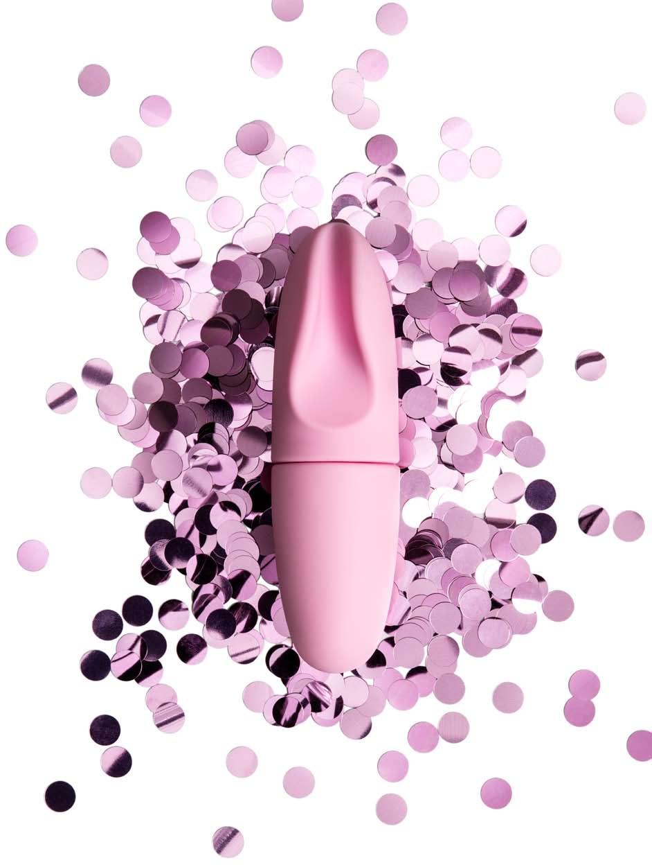 SNAZZY CLITORAL VIBRATOR Snazzy is a clitoral vibrator with great looks and fantastic feel. The silicone lips are soft and flexible to gain perfect pressure and control over preferred areas.