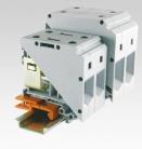 HIGH CURRENT TERMINAL BLOCKS Altech offers Universal Mounting Feed Through terminal blocks for wires with a large cross section and high current application.