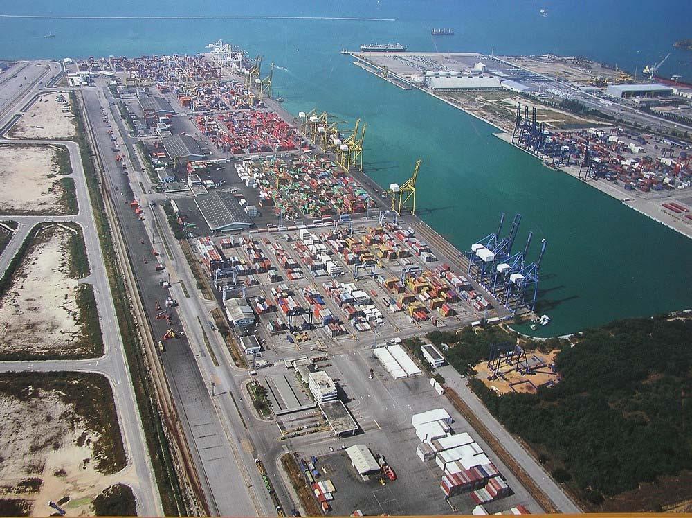 Main Projects at Laem Chabang Port Investment programme continued in development plan
