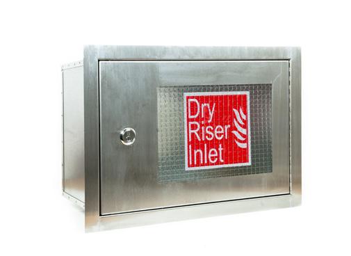 Dry Riser Cabinets Inlets VERTICAL INLET ARCHITRAVE & DOOR DRC001: RED RAL 3002 DRC007: STAINLESS STEEL 6 Georgian Wired Glass, Slam Shut Lock Keyed