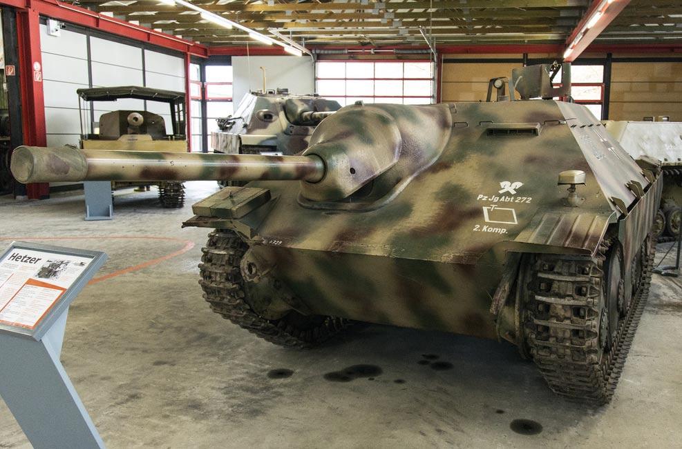 (Germany). This tank is now confirmed as being a G-13 (Massimo Foti).