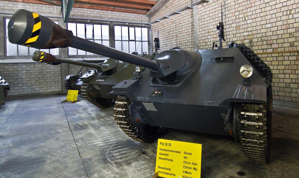 September 2010 G-13 Tank Destroyer (M-78022) Armeemuseum, 