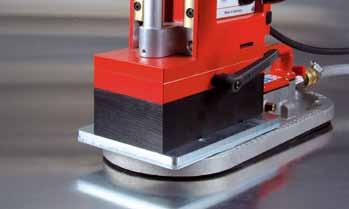 : 8 bar (120 PSI) Air consumption: 0,06 m³ 2 CFM at 6 bar (85 PSI) The vacuum clamping plate enables the use of magnetic stand drills on non-magnetic surfaces.
