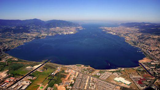 KOCAELI PORT In Turkey 87 % of foreign trade is managed through Ports 37%