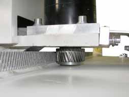 CONSTRUCTION FEATURES Drive Train Assembly The Techno HD II Series CNC Router uses precision helical rack and pinion on the X and Y axes.