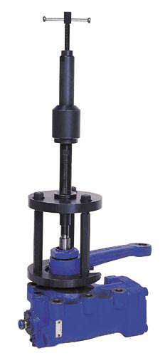 Brake & Suspension Tools Steering Pullers 08350000 Steering Wheel Puller GM Specially designed puller for the removal of GM steering wheels 1 tonne pulling capacity 15050000 Hydraulic Drop Arm Puller