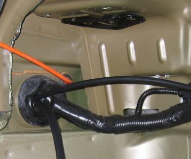 NUMBER OPERATION Feed the fuel pump harness along the main harness in the passenger (RH) wheel