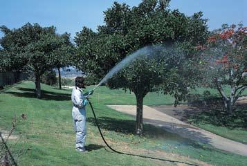 For spot spraying, tree spraying, livestock spraying and power washing at pressures from 30 to 800 PSI. To operate spray gun, handle is rotated 360 from shutoff to maximum flow position.