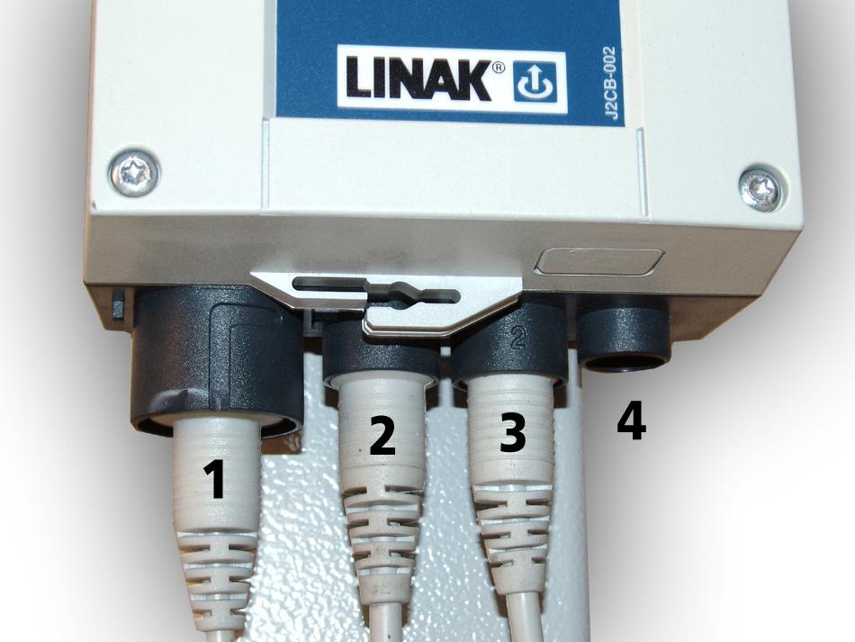 Connect the spreader motor to the control unit. Check the plug connections on the control unit (Figure 08).