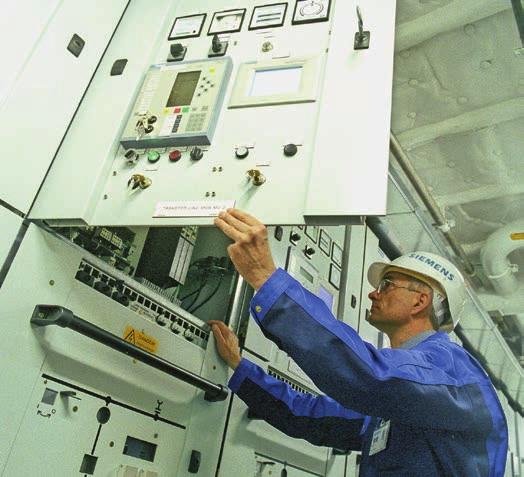Customer benefit Saves lives All switchgear types of the NXAIR family are approved with internal arc classification IAC A FLR, loss of service continuity categy LSC 2B and partition class PM.