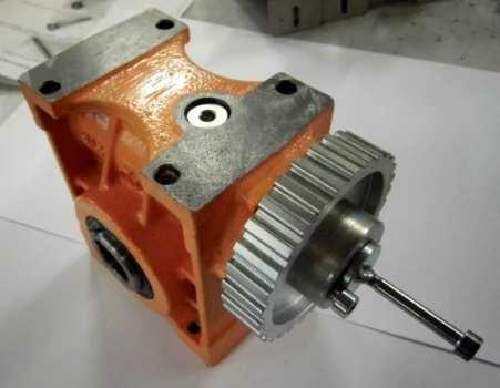 6.- ASSEMBLY OF GEAR BOX OF Z40 ASSEMBLY OF GEAR