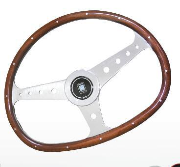 BiSiLUrO Bisiluro wood steering wheel / Volante in legno Bisiluro It is the reproduction of the steering wheel mounted in the Nardi Bisiluro which participated at the Le Mans 24 Hours in 1955.