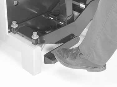 NOTE: If the bend shoe stops at 110 or 99, reset the pendant display by pressing the ZERO SET function key. Then, press the BEND or UNLOAD function key to rotate bend shoe. 2.