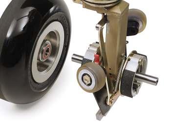 NARROW: Front and rear o wheels can rotate 180 in any steering mode, providing a narrower