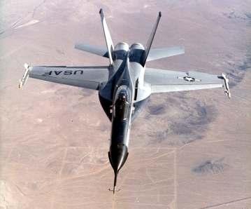 F-17 Northrop 600 span: 35', 10.67 m length: 56', 17.07 m engines: 2 General Electric YJ101-GE-100 max. speed: 835 mph, 1345 km/h (Source: USAF, via 10af.