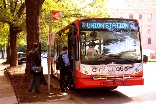 existing overlap between the two systems to determine if any DC Circulator routes are competing with rather than complementing Metrobus routes.