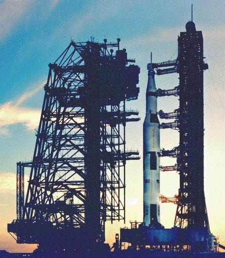05:45 PM T-010:15 MSS begins move from LC-39A. MSS Prelaunch Rollback 07:00 PM T-009:00 countdown is suspended for a built-in hold. 11 April 1970 EST 04:13 AM T-009:00 countdown resumes.