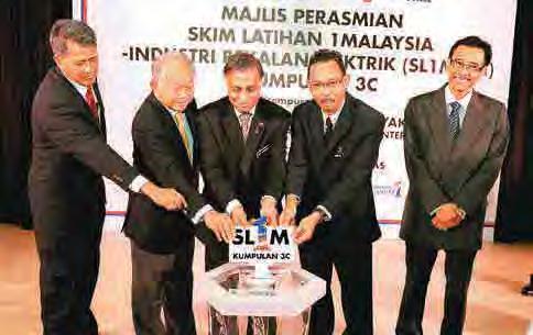 30 TENAGA NASIONAL BERHAD (200866-W) President/CEO s Review intend to increase our world ranking not just as an electricity company but more generally as an energy conglomerate.