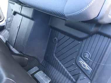 NEW FLOOR LINERS New Products For Crew and Double Cab Pickups and Full-Size SUVs without 4x4 floor shifter or center console These Front Floor Liners for vehicles without a center console provide