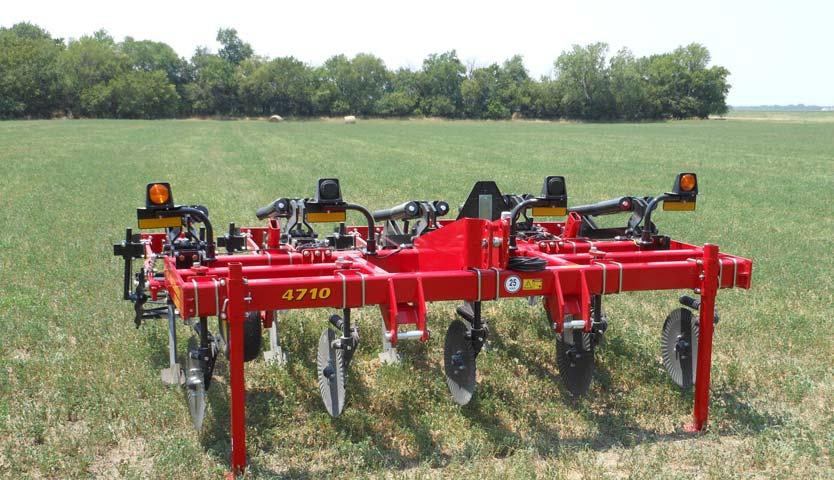 INTRODUCTION General The Sunflower 4700 Series In-Line Rippers are built for professional farmers in search of a rugged machine to handle challenging soil and
