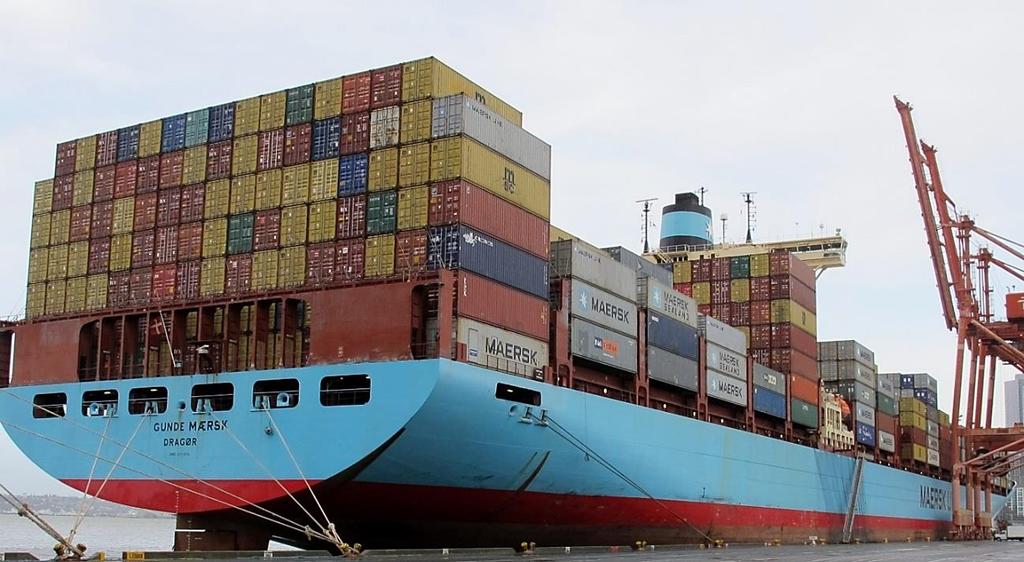Containership Gunde Maersk 0509 Pacific standard time (coordinated universal time 8 hours) None Property damage $380,000 Environmental damage None Weather Light rain, visibility 4 miles, 1 winds