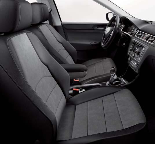 On the inside, the elegance continues with black simil leather and Alcantara seats and metallic
