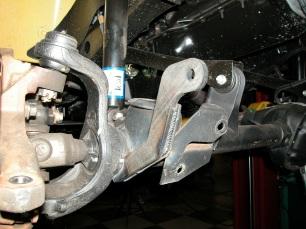 Typical Rear CV Drive Shaft & Slip Yoke Eliminator Grease Zerks Grease all zerk fittings on the control arms and rear upper v-link prior to driving vehicle.
