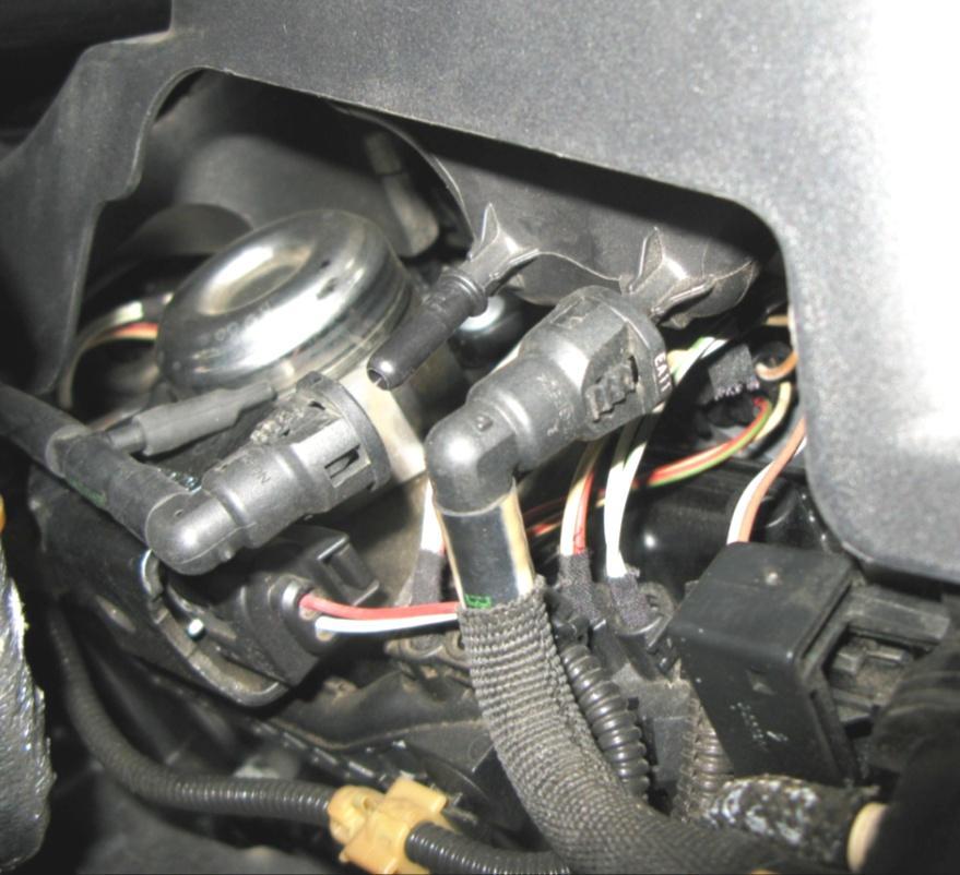 See figures 1 and 2. Fig: 1 3. Remove right side cover in engine compartment. Turn locks 90 counterclockwise. Unlock catch and pull cover up and outward.