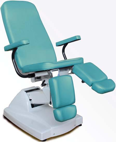 Head rest can be inclined, arm rests are movable. Operating power: 220-240 V - 50/60 Hz.