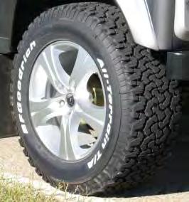 1 x complete Wheel: Wheel + tire " "CROSS-18" size: 8,5J x 18" with tire 265/65 x 18 Color: SILVER-met.