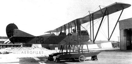 Burgess S span: 46'6", 14.17 m length: 30'6", 9.30 m engines: 1 Curtiss OXX2 max.