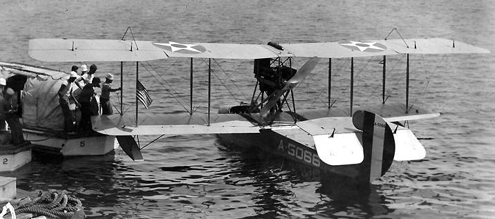 Aeromarine 40F span: 48'6", 14.78 m length: 28'11', 8.81 m engines: 1 Curtiss OXX-6 max. speed: 70 mph, 113 km/h (Source: US Navy, via history.navy.