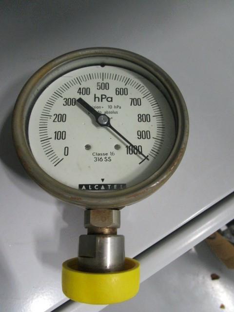 Manometer 0-1000 mbar Price 80 VRC Thermocouple gauge 1