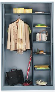 cm : comprises a shelf with clothes rod (from front to back) suitable for coat hangers, a central partition 2/3