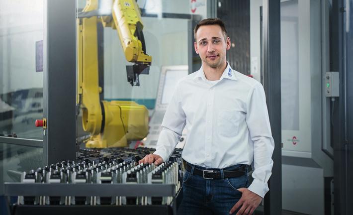 The simple and cost-efficient entry in automation Grip the future with LANG Technik The LANG brand stands for influental solutions in the field of clamping, set up time optimisation and automation.