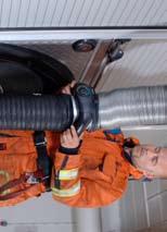 The hose is conveniently guided into position using the grip and is held in place by the electromagnet.