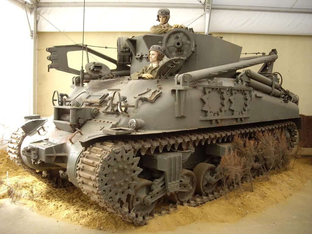Pierre-Olivier Buan, June 2011 M32B1 TRV Saumur Tank Museum (France) Serial