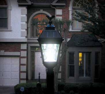this classic gas lamp design solar lantern