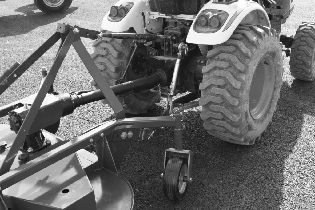 PREPARATION SELECTING TRACTOR PTO SPEED IMPORTANT: Never operate a mower equipped for 540 rpm PTO drive with a tractor equipped to 1000 rpm PTO. Always run tractor at rated PTO speed.