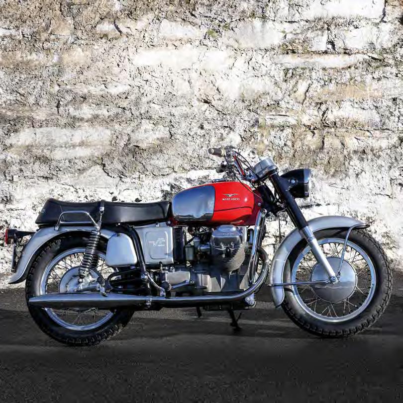 THE STORY A revolution. In 1967 the Moto Guzzi V7, the first Italian superbike, made its market debut and transformed motorcycle canons, to the delight of the experts and the public.