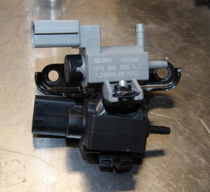 Secondary Air assembly Attach Secondary Air actuator to the Tumble Flap actuator bracket