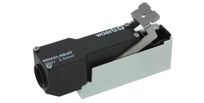 Woertz Quick connection technique - Connecting box for IP68 applications - mounting by means of a lever, without any tool - reverse polarity protection - marking area on the cover - the lever may be